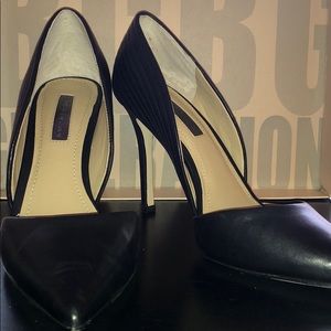 Classy Black Pump w/ a Little Edge